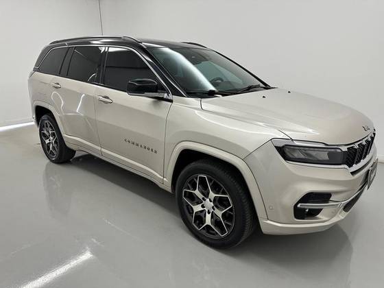 JEEP COMMANDER 2.0 TD380 TURBO DIESEL OVERLAND AT9 JEEP COMMANDER 2.0 TD380 TURBO DIESEL OVERLAND AT9